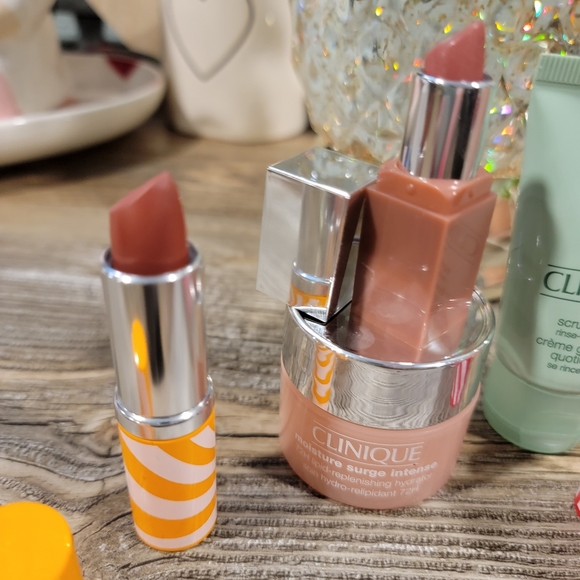 Clinique lot - Picture 4 of 4